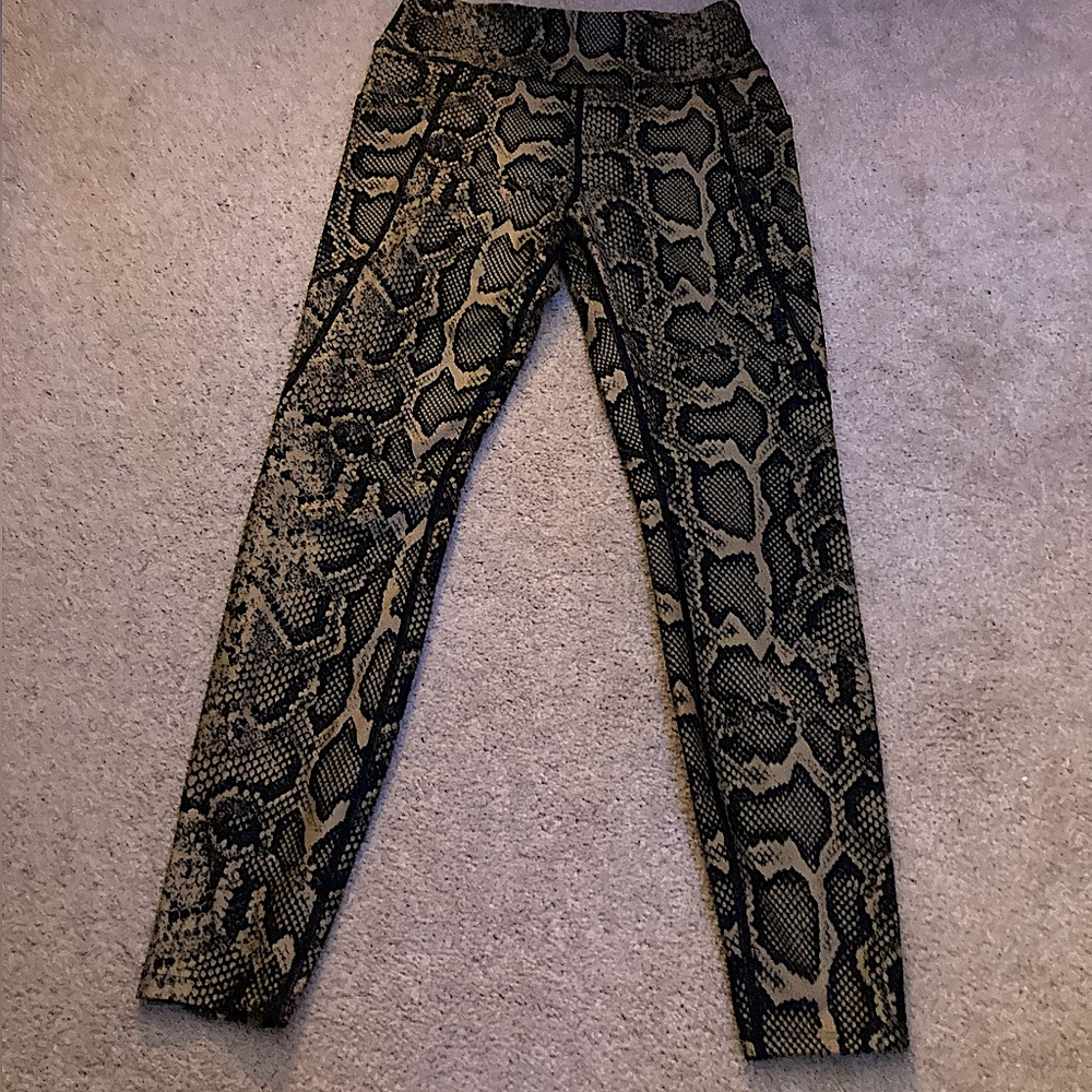 Never worn, size m